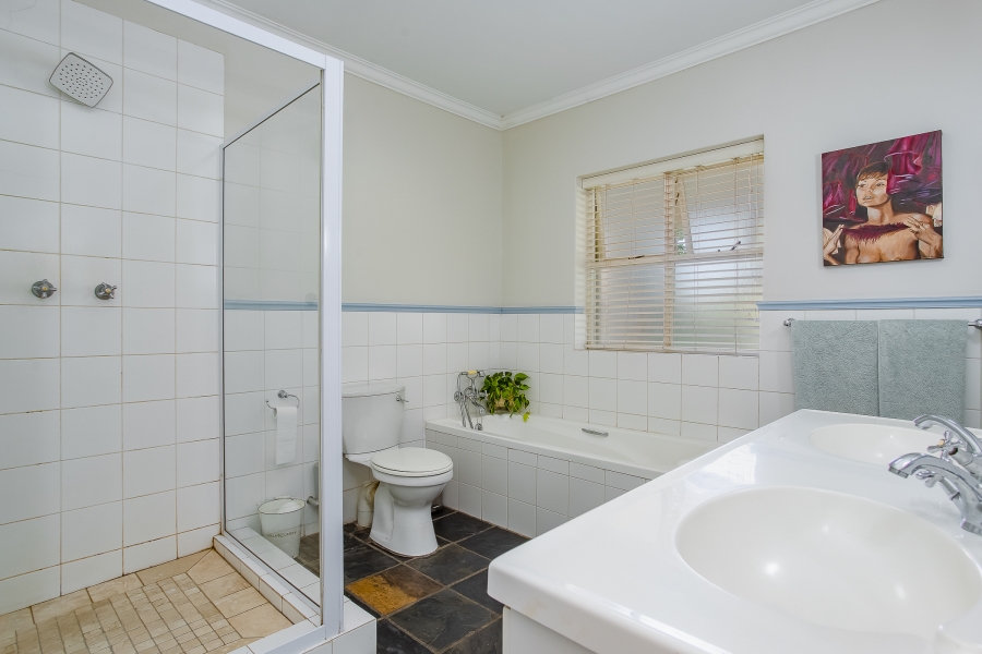 3 Bedroom Property for Sale in Boschenmeer Golf Country Estate Western Cape